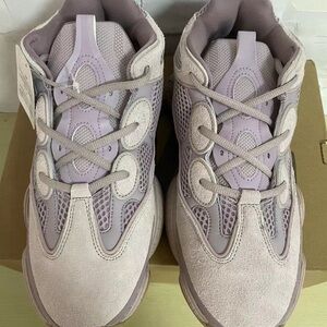 Yezzy 500 Stylish Lavender Sneakers